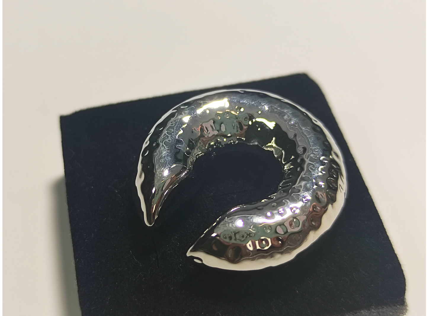 CUFF EXTRA MARTELLATI