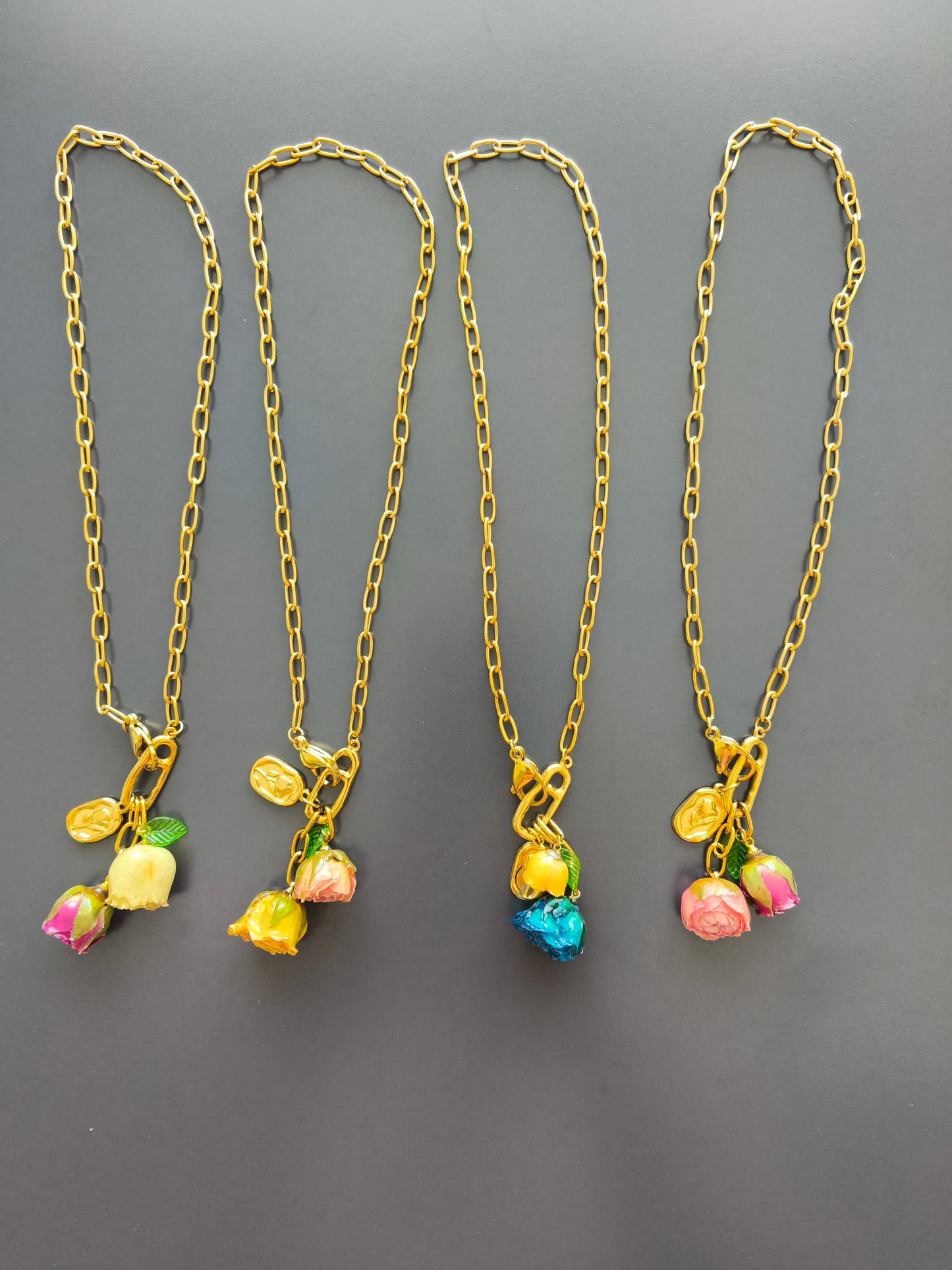 COLLANA BOCCIOLI DI ROSA